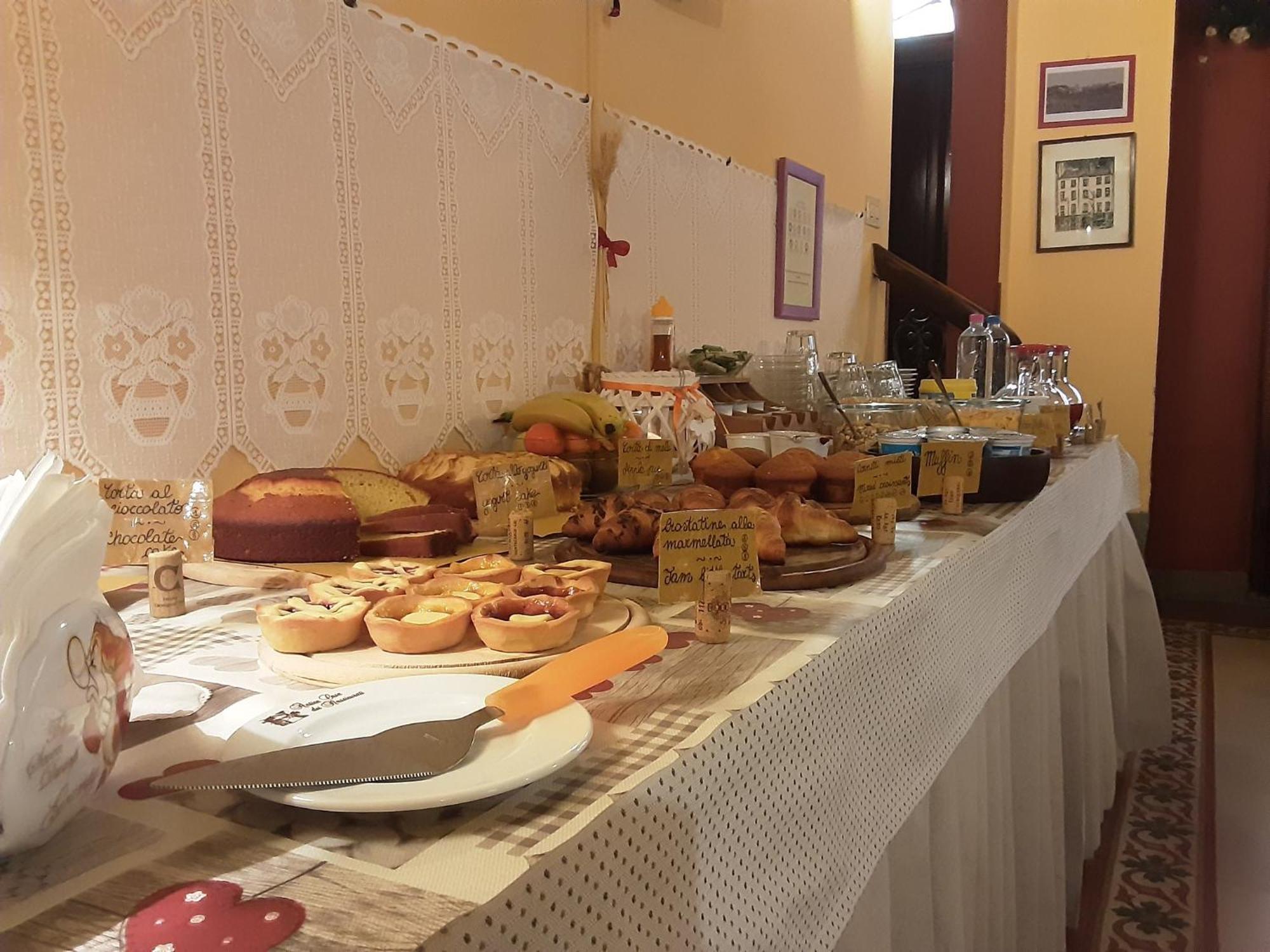Antica Casa Dei Rassicurati Bed & Breakfast Montecarlo Dış mekan fotoğraf