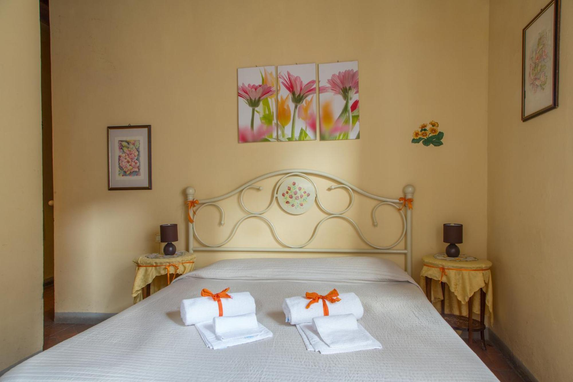 Antica Casa Dei Rassicurati Bed & Breakfast Montecarlo Dış mekan fotoğraf